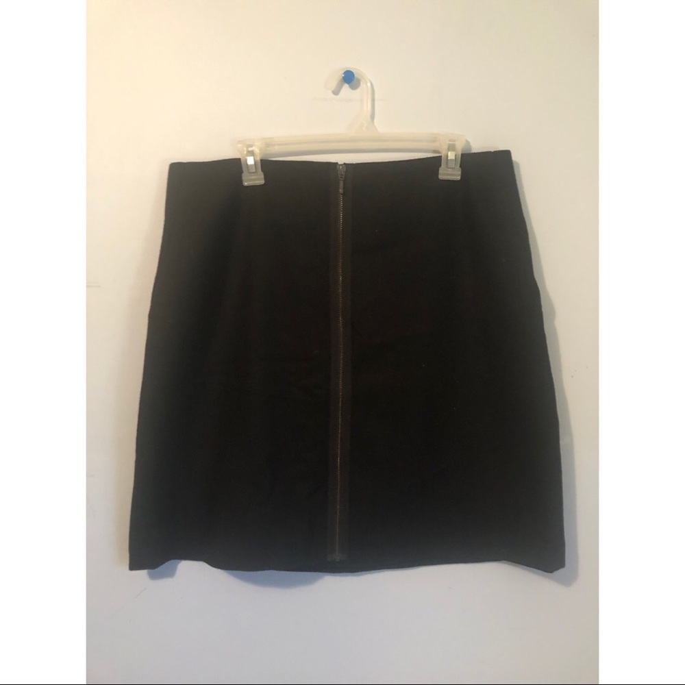 Wool zippered Lord & Taylor skirt — size 14